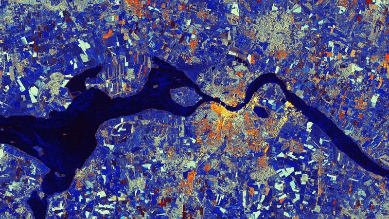 Sentinel-1C SAR integration