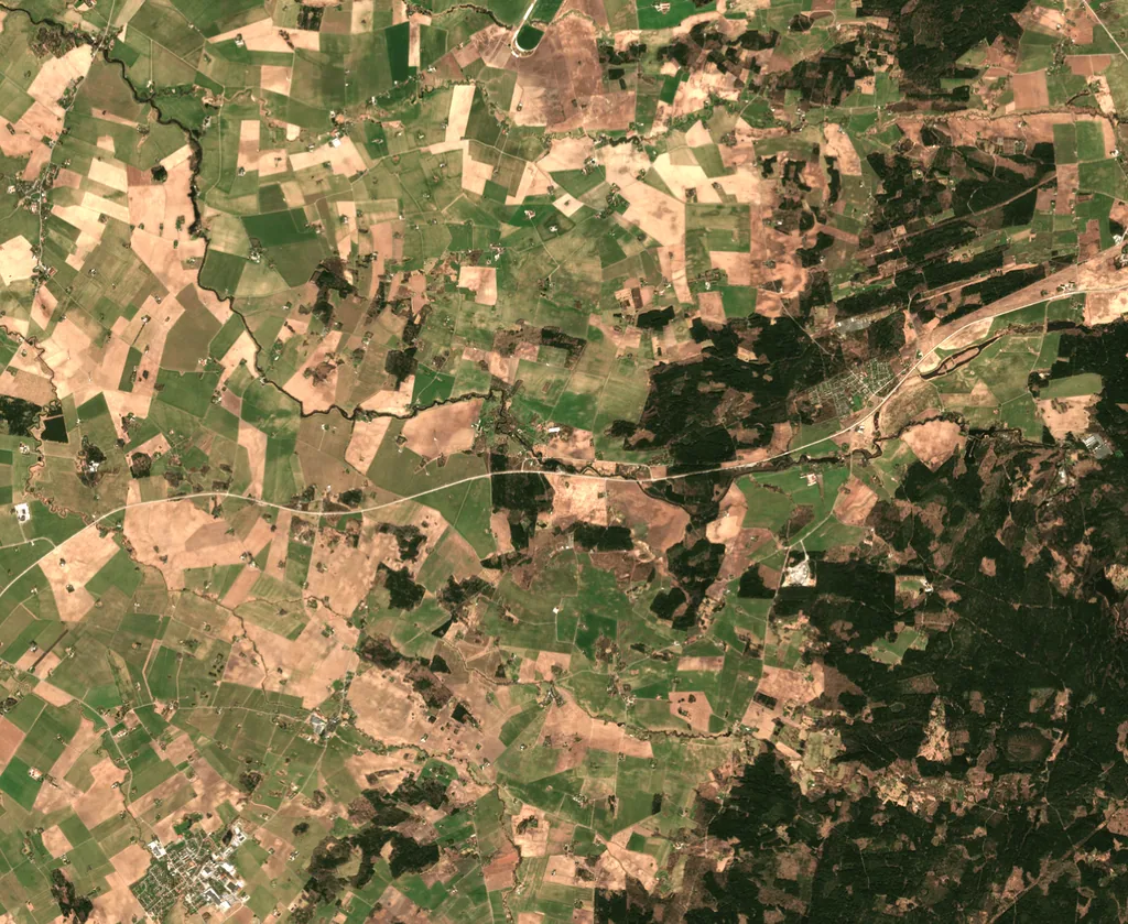 Cloudless satellite sample from 2023-04-29
