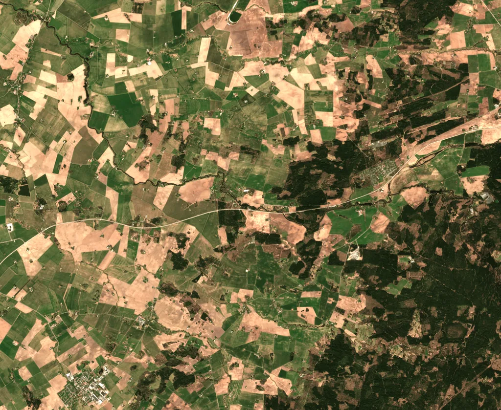 Cloudless satellite sample from 2023-05-05