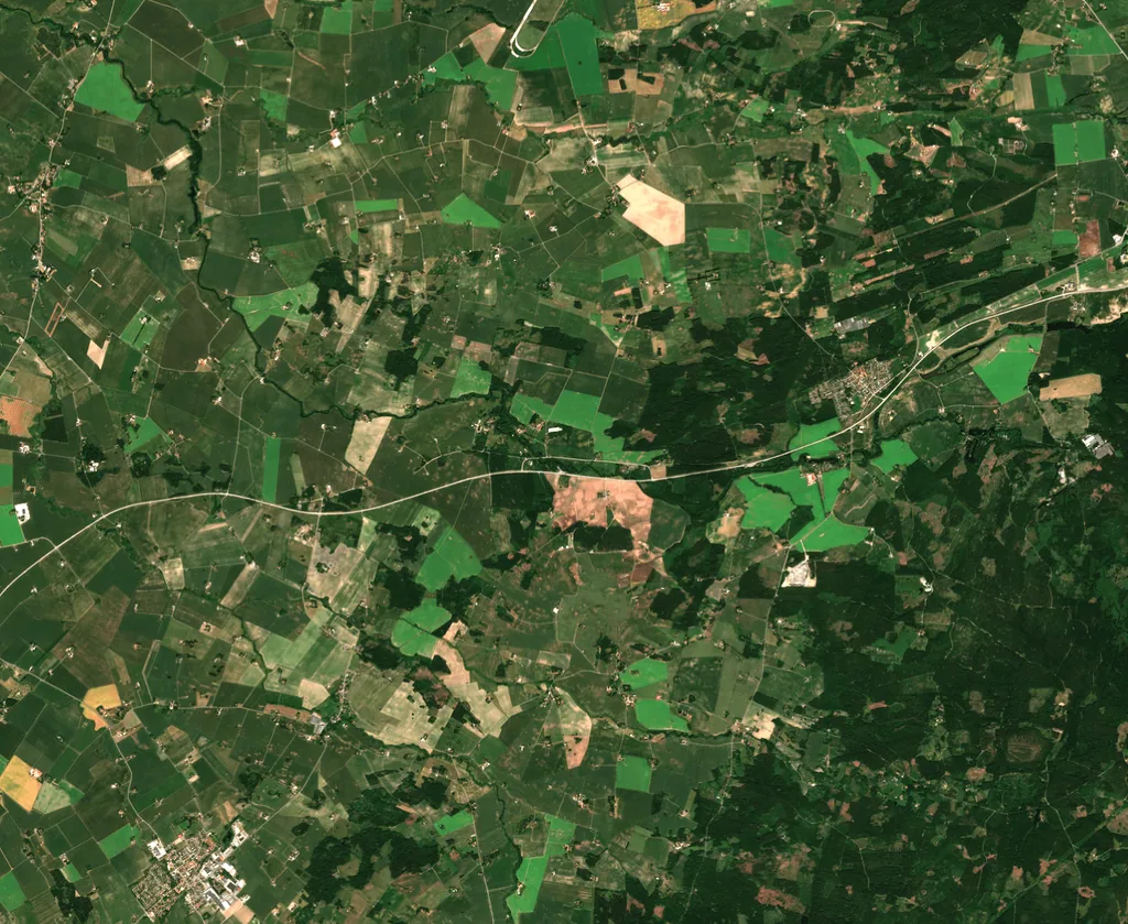 Cloudless satellite sample from 2023-06-28